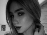 camwhore masturbating with dildo EmmaBlond