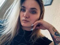 fingering webcamgirl EmmaReedd