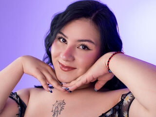 cam girl playing with vibrator EmmaValmont