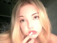 cam girl showing pussy EsmeGilbertson