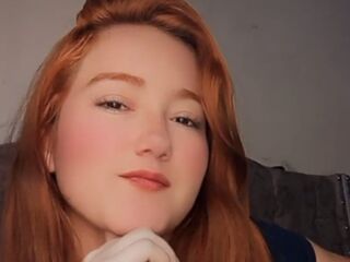 camslut showing pussy EstrellaBright