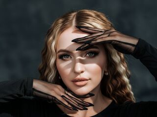 live cam show EvaVibe