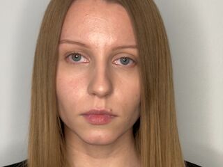 hot naked camgirl FawnTobin