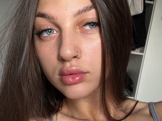 cam girl masturbating with vibrator FionaHey