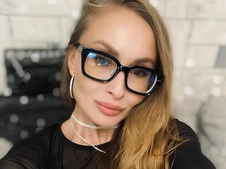 free live chatroom HelenaBoyd