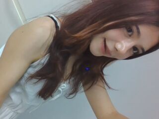 cam girl masturbating with vibrator HoaBuis