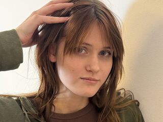 hot cam show IsidraKolby