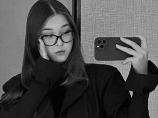 naughty cam girl masturbating with dildo JenTevada