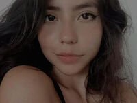 chat room live show JolieDupont