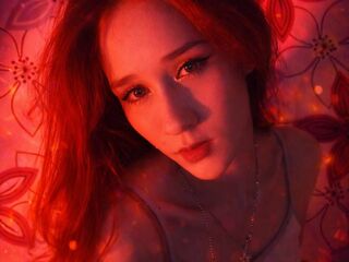 camgirl showing pussy JulieCusanelli