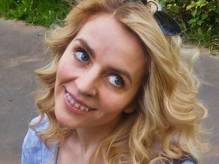 adult free chat JulietteKramer