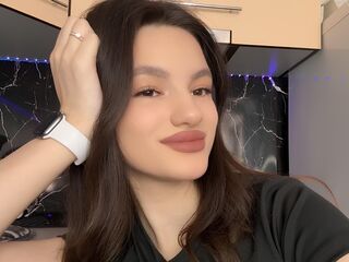 naked girl with webcam masturbating with vibrator KendraMatrone