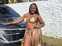 beautiful webcamgirl KimieRyan