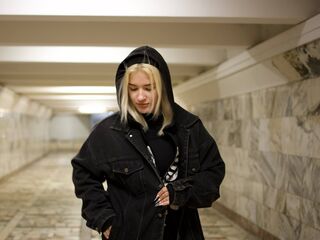 webcamgirl chat KiraHaverstick