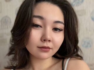 topless camgirl KrissyHarbick