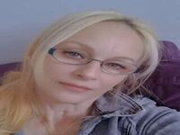 nude webcamgirl LadyAzura