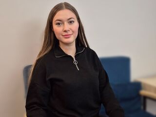 naked camgirl picture LeaDarcy