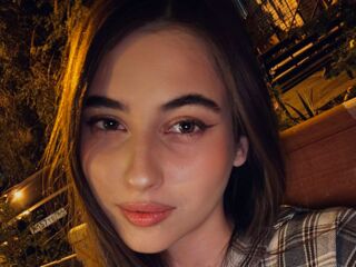 cam slut videochat LeiaFrost
