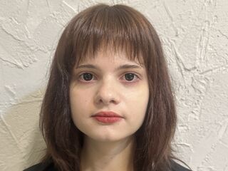 live webcam girl LillyMilly