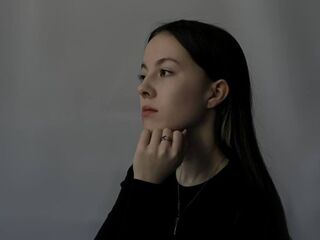 girl cam nude LorinaRasmuson