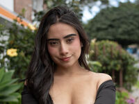 beautiful cam girl MaddieColinss