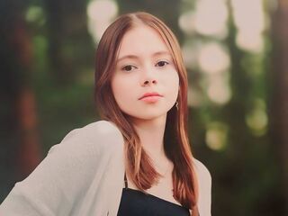 adult webcam chat room MaileKnipe