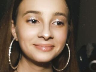 cam whore livesex ManieLaverne