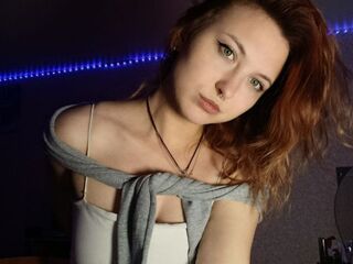 webcamgirl MaudieTuttle