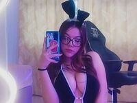 cam girl fingering pussy MeridaDunbroch