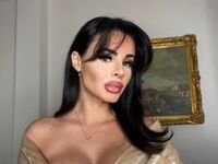 topless webcamgirl MetishaOwns