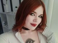 fingering camslut MiaPerls