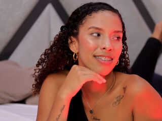 chat room livesex NicoleBakker