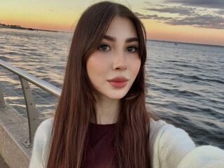 naked girl with webcam masturbating SadeLazcano
