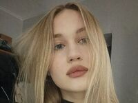 sex cam live SadieTandon