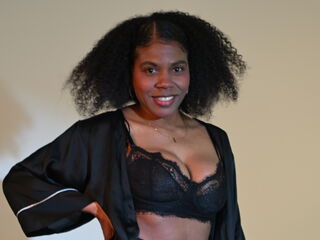 cam strip tease SaraBlackwood