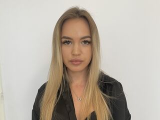 chat room picture SelenaDepaoli