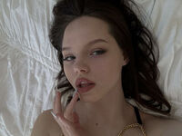camgirl fingering wet pussy SelenaNoelle