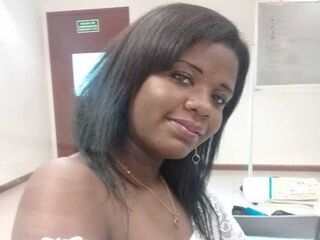 camgirl webcam pic SharonCortes