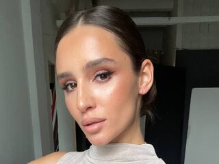 beautiful camgirl ShawnNoor