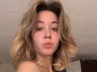 naked girl with webcam masturbating SilvaShintaku