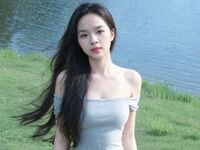 naked cam girl fingering pussy SuRan