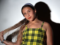 camgirl masturbating with sextoy VegaLila