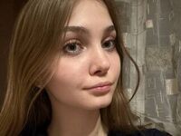 live cam girl pic YiBisher